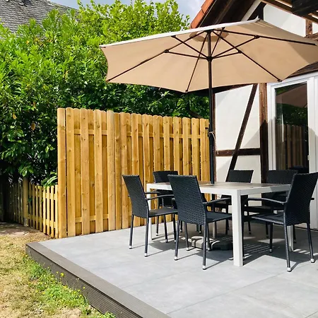 別荘 Ferienhaus Am Wald